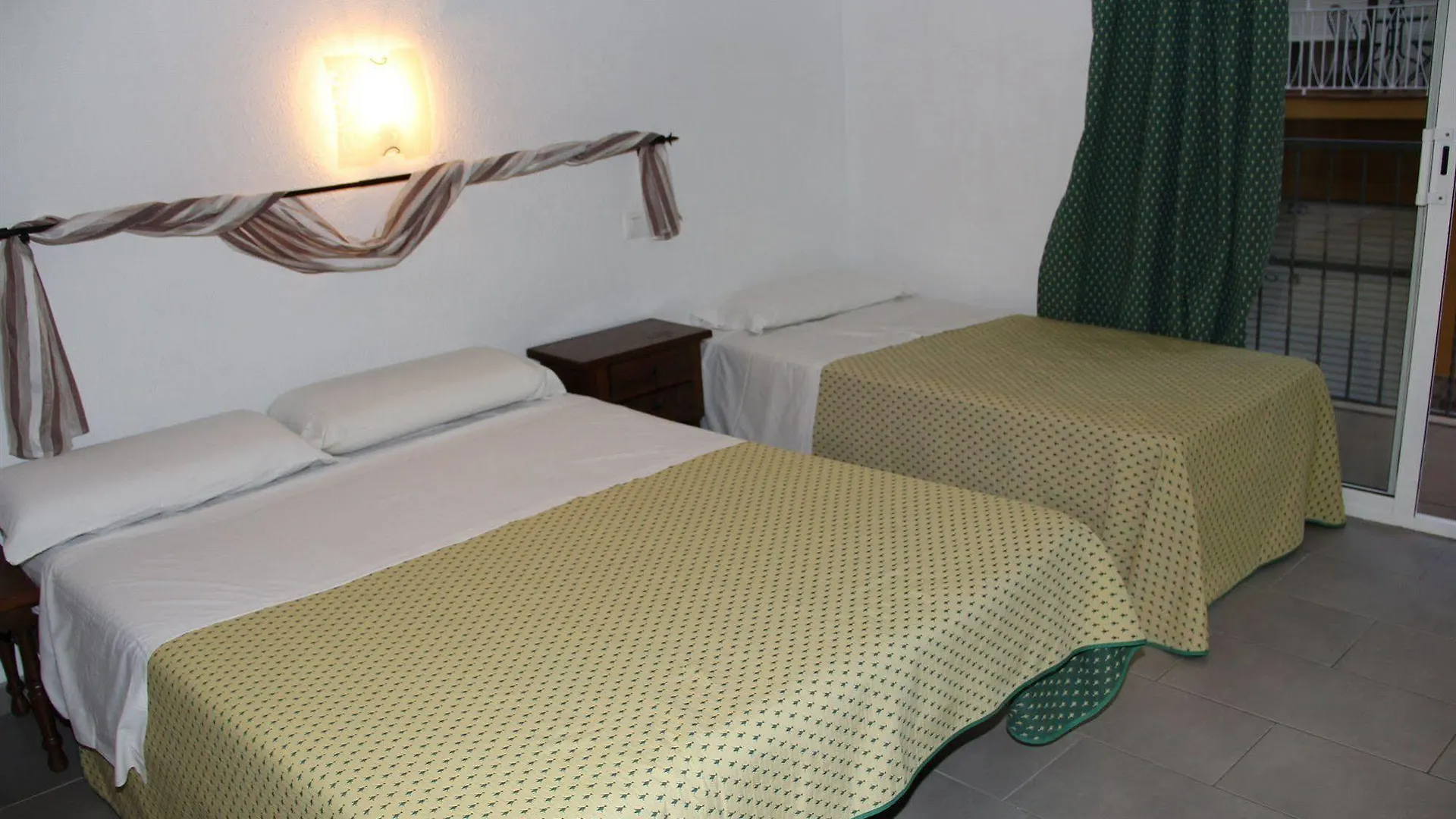 Hostal Isabel Blanes