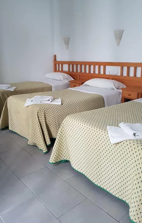 Hostal Isabel Blanes Pensión